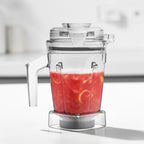 Vitamix Aer Disc Container Studio mit Erdbeer-Limonade