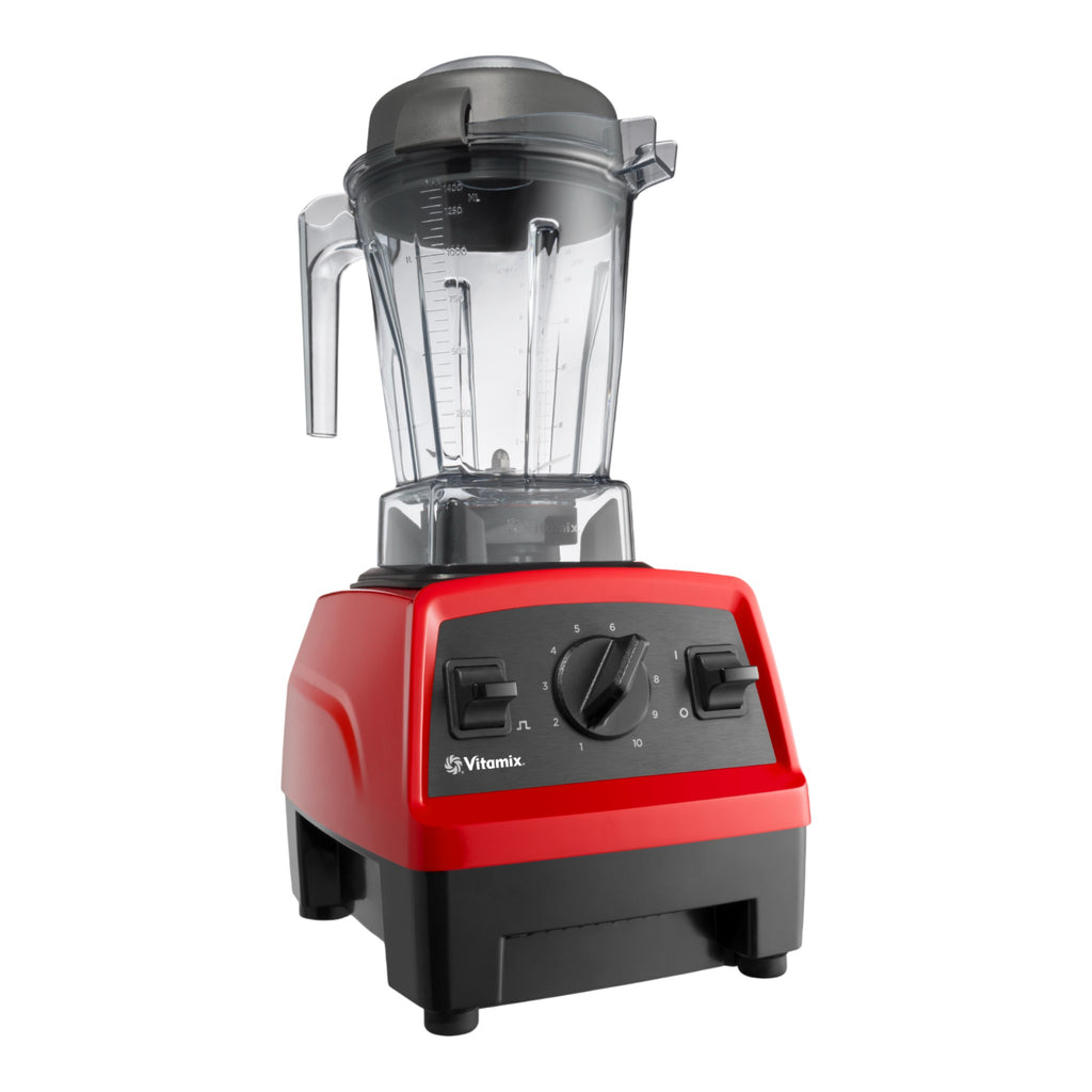 Vitamix Explorian E310 in Rot — Schrägansicht mit hochwertiger Verarbeitungsqualität und kompakter Stellfläche, ideal für europäische Küchen